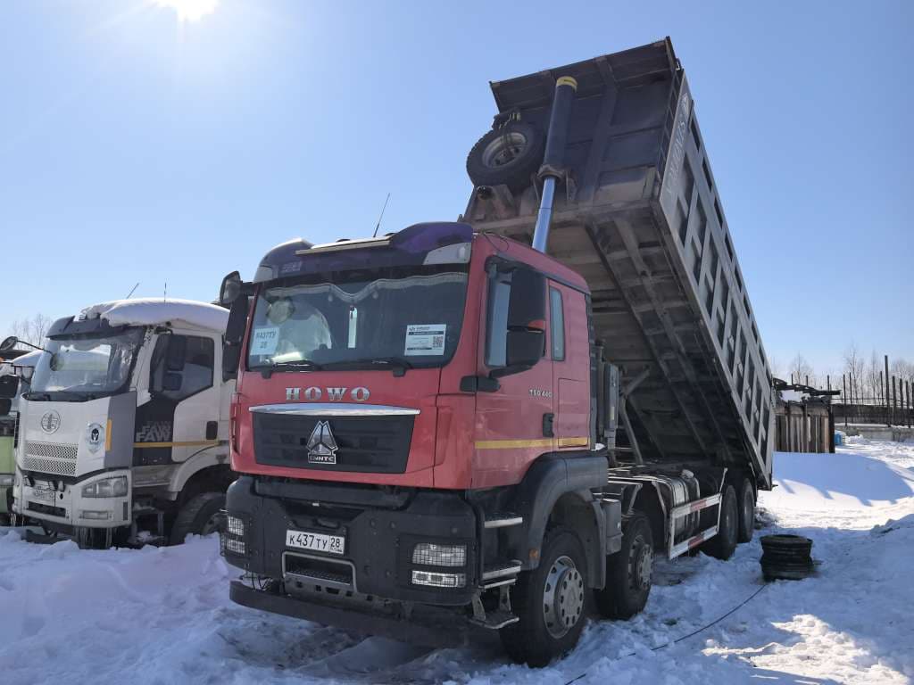 Howo T5G 8x4 Самосвал - 1