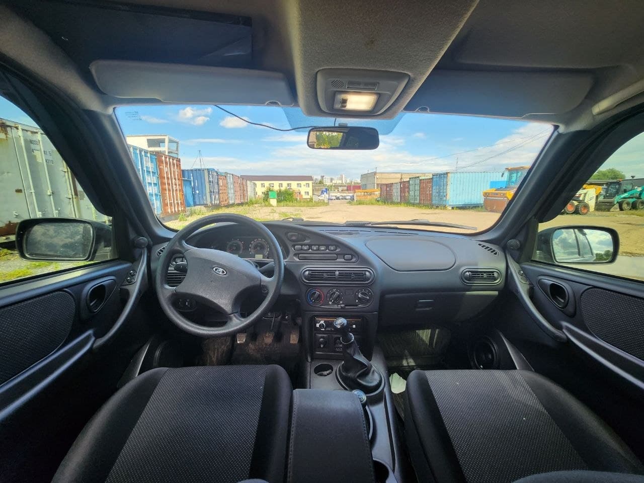 Lada Niva Travel - 5