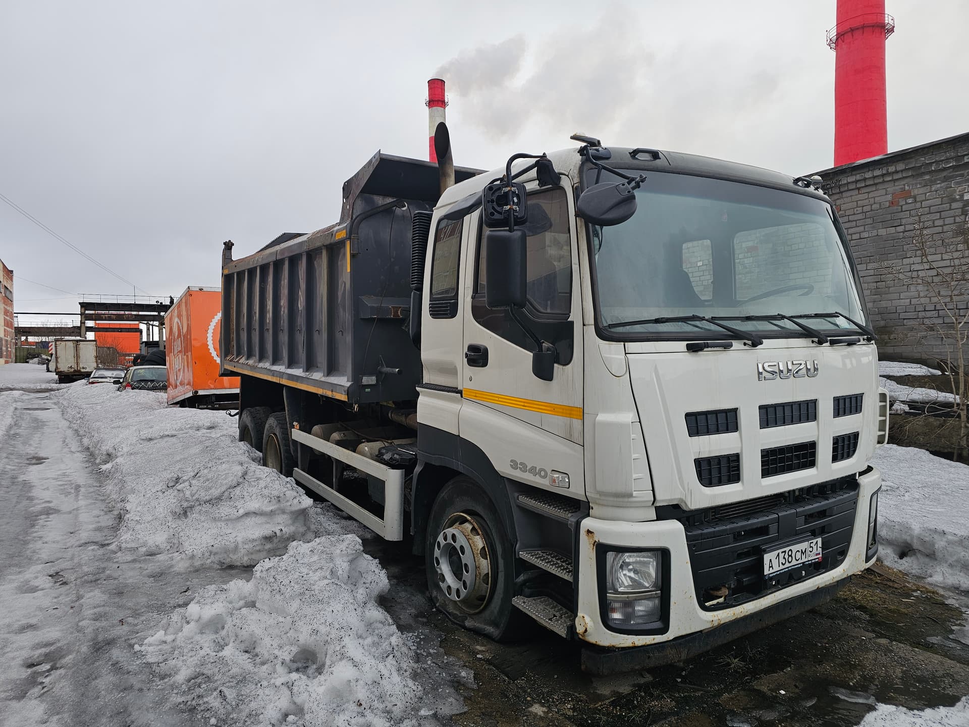 Автомастер 6589* на шасси Isuzu Giga (CYZ) 6x4 Самосвал - 2