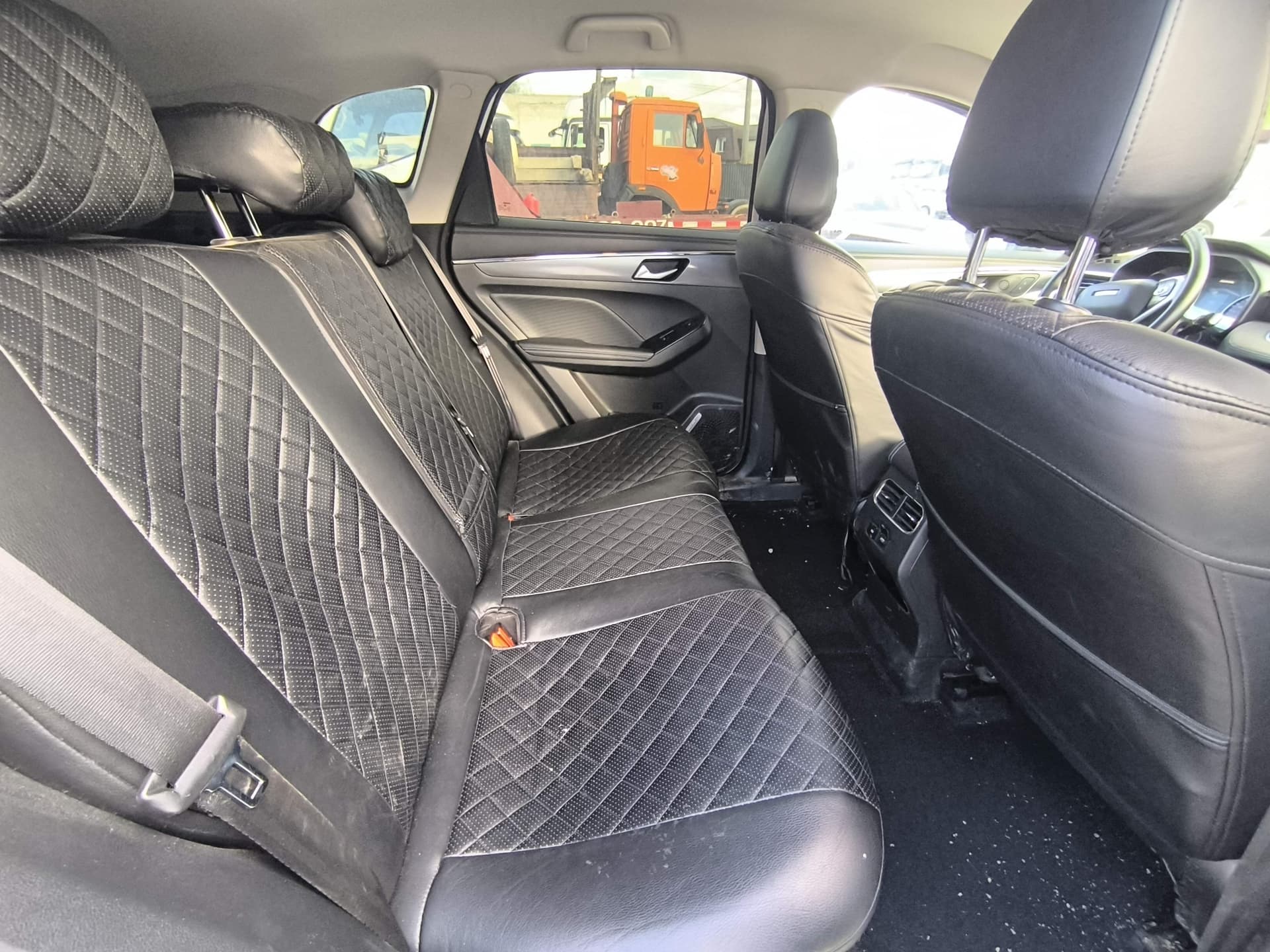 Haval Jolion - 8