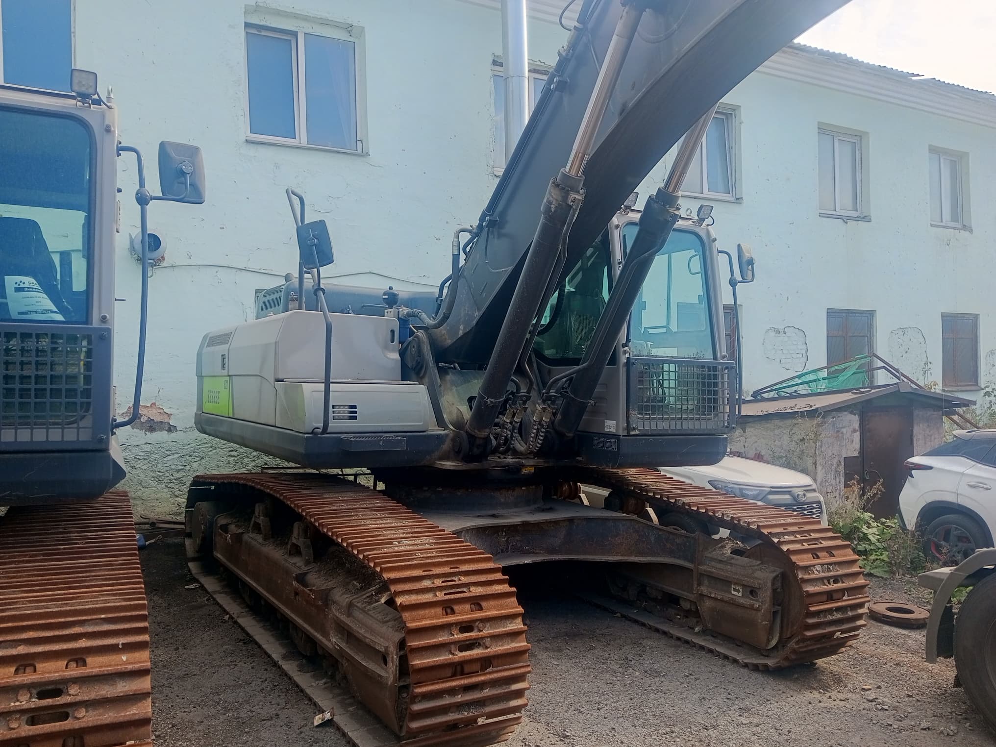 Zoomlion ZE335 Экскаватор - 2