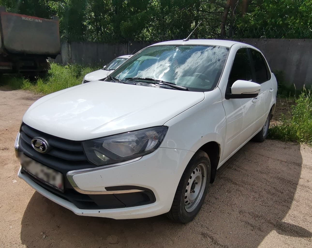 Lada Granta седан - 1