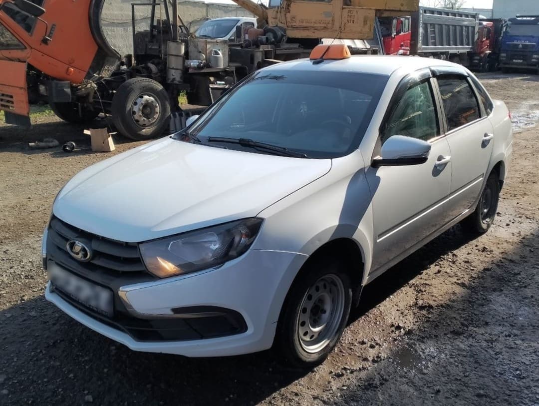 Lada Granta седан - 1