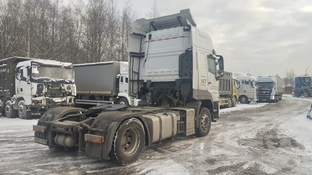 Vasol HV7 4x2 Седельный тягач - 3