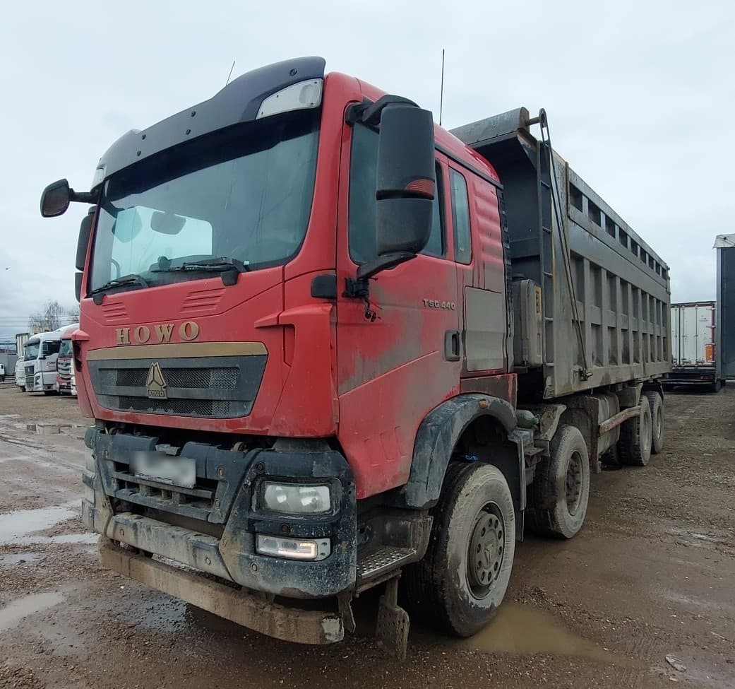 Howo T5G 8x4 Самосвал - 1