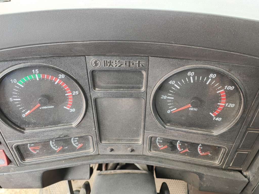 Shacman (Shaanxi) SX* 6x4 Самосвал - 6