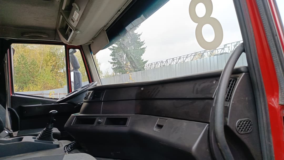 Hongyan CQ* 8x4 Самосвал - 4
