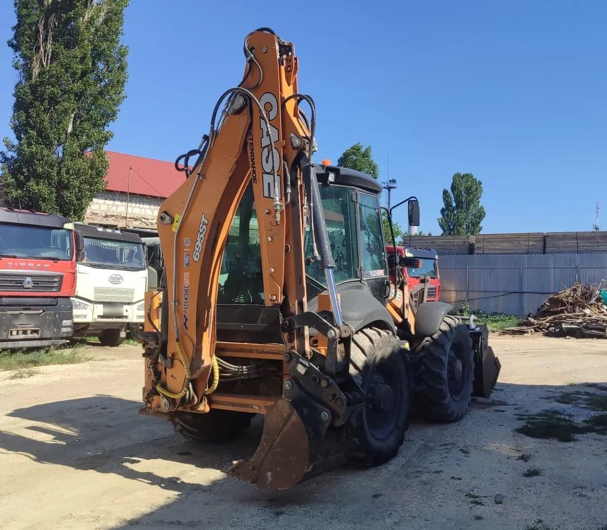 Case 695* Экскаватор-погрузчик - 3