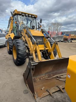 Rantex RT777* Экскаватор-погрузчик - 2
