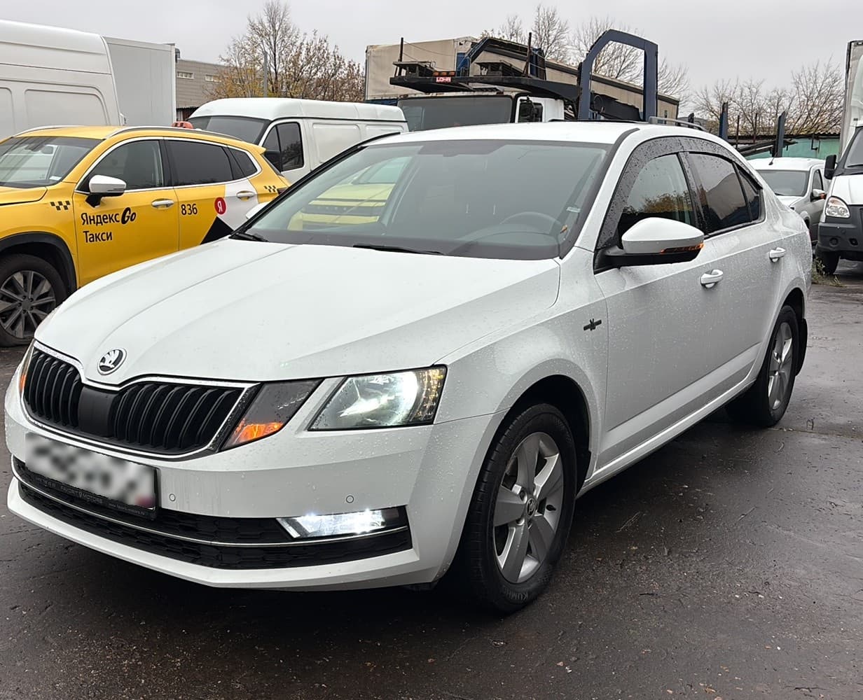 Skoda Octavia - 1