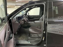 Cadillac Escalade - 6