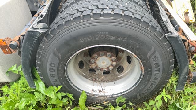 Камаз 5490 4x2 Седельный тягач - 8