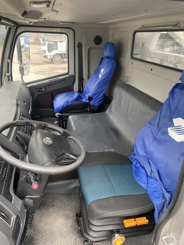 Zoomlion ZTC* 8x4 Автокран - 5
