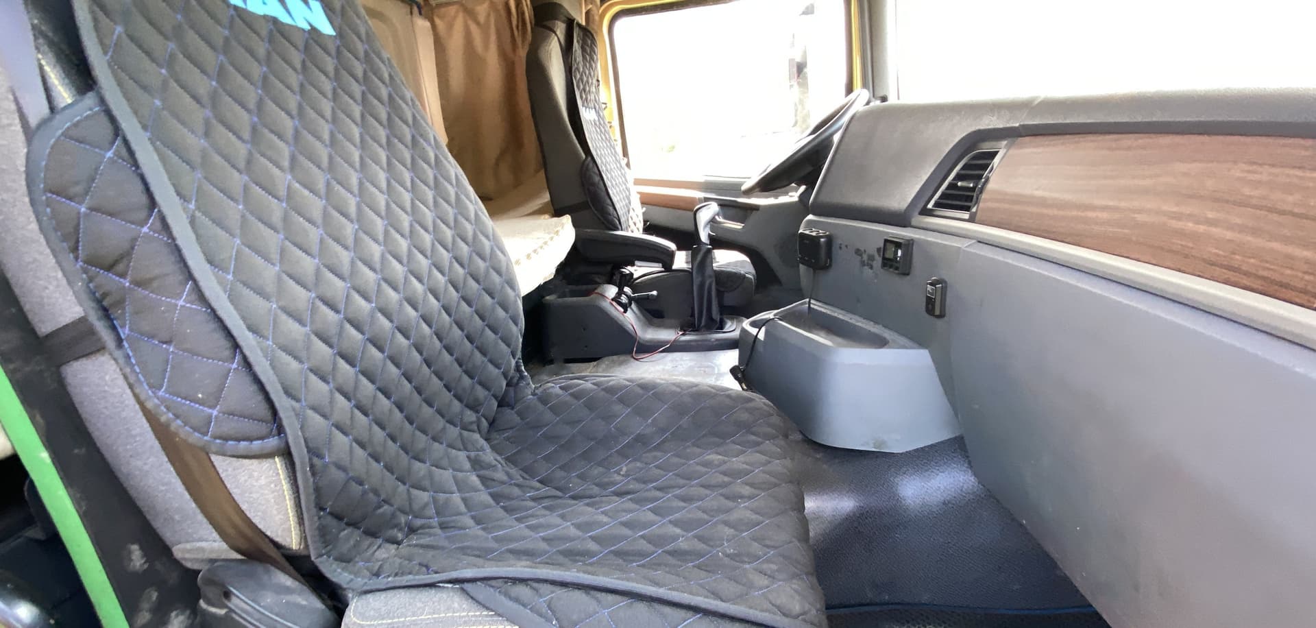 Shacman (Shaanxi) SX* 8x4 Самосвал - 8