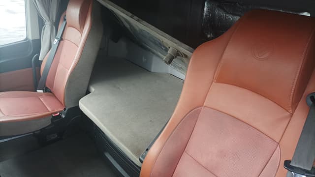 Foton AUMAN 4x2 Седельный тягач - 9