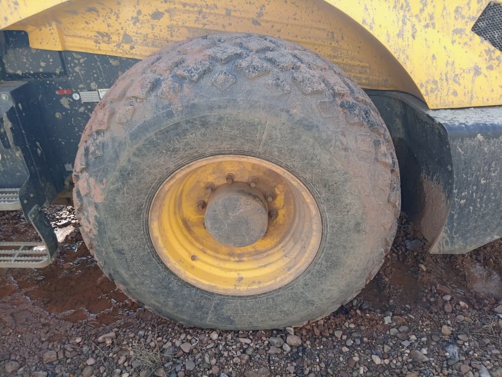 Bomag BW 220 Каток - 8