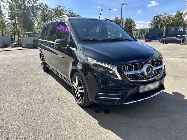 Mercedes-Benz V - 2