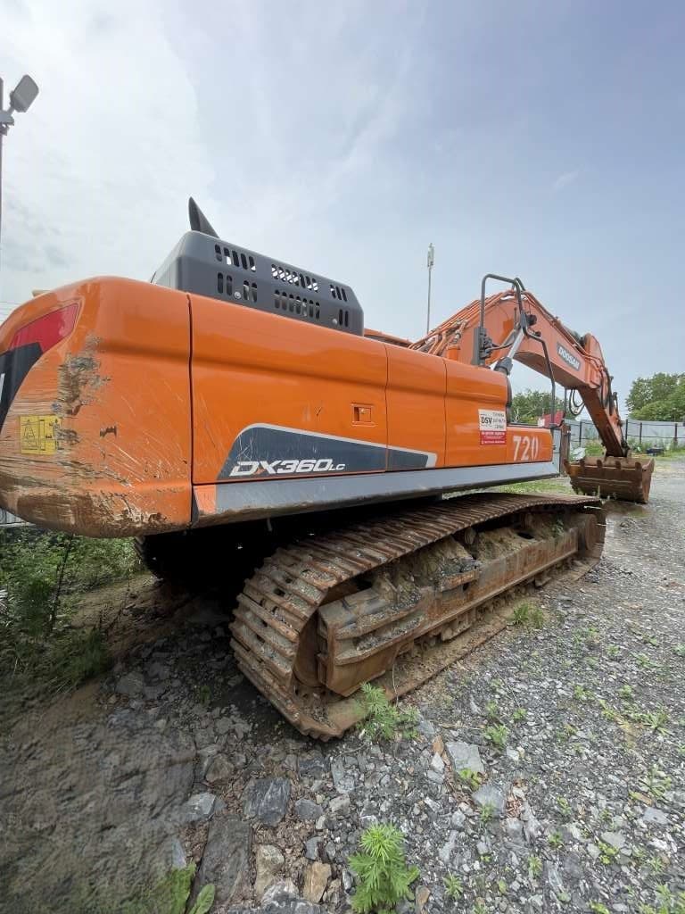 Doosan DX360 Экскаватор - 3