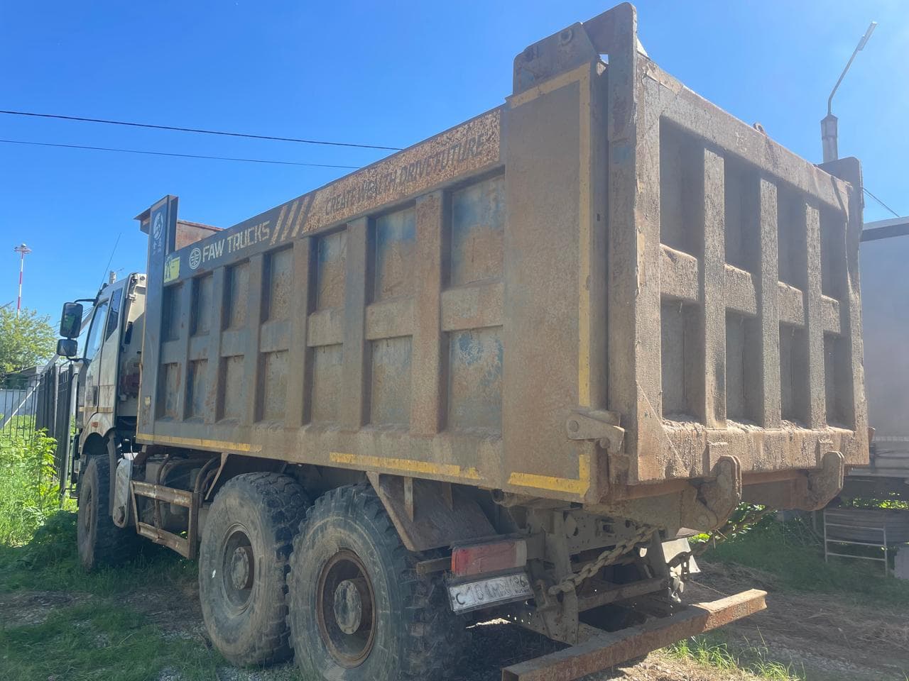 FAW J6* 6x6 Самосвал - 3