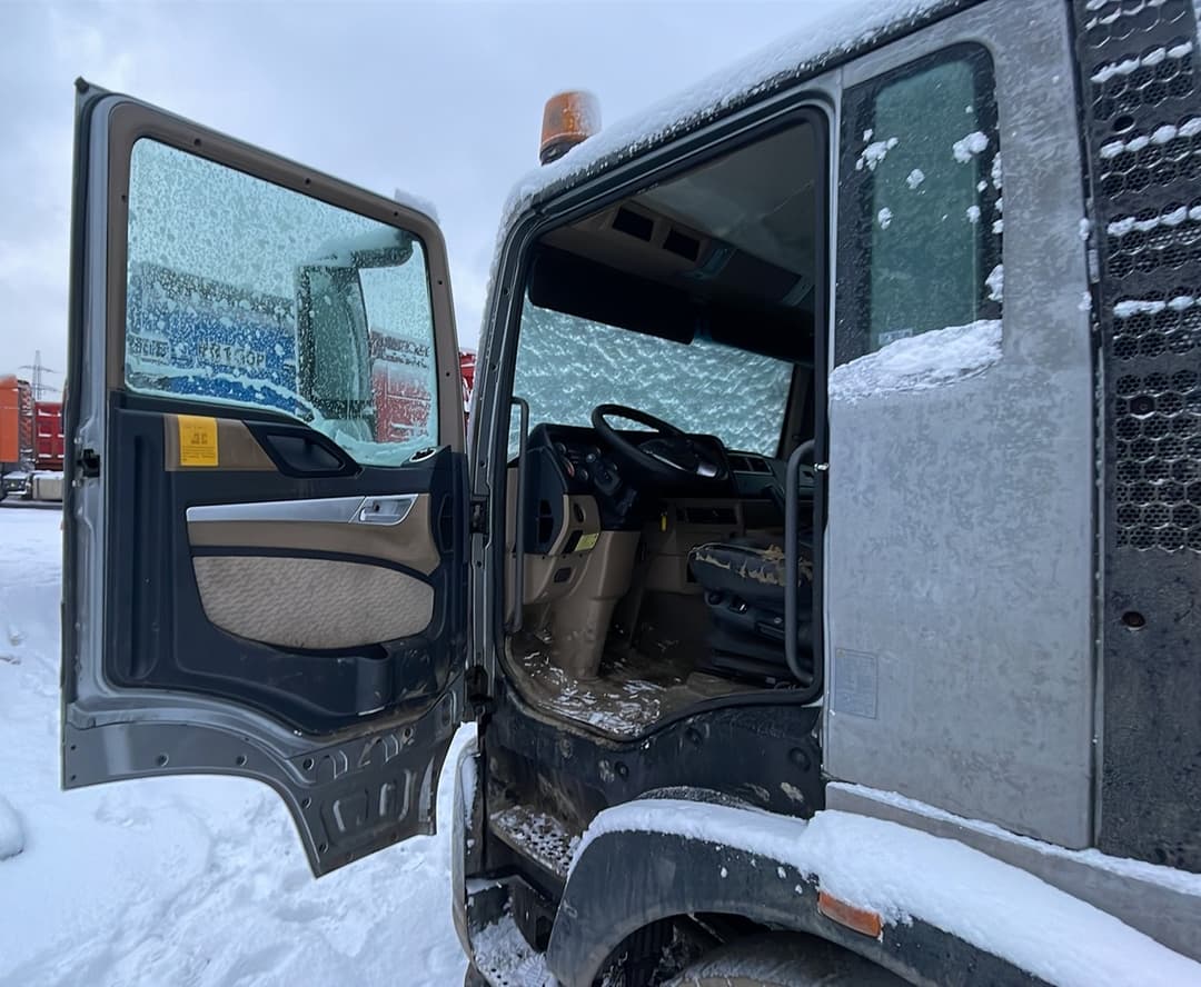 Howo T5G 6x4 Бортовой с КМУ - 6