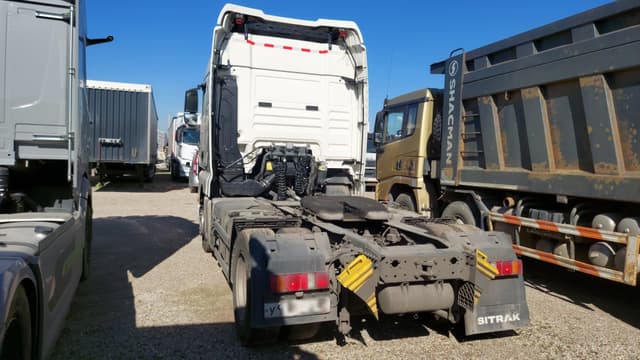 Sitrak C7H 4x2 Седельный тягач - 4