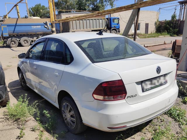 Volkswagen Polo - 4