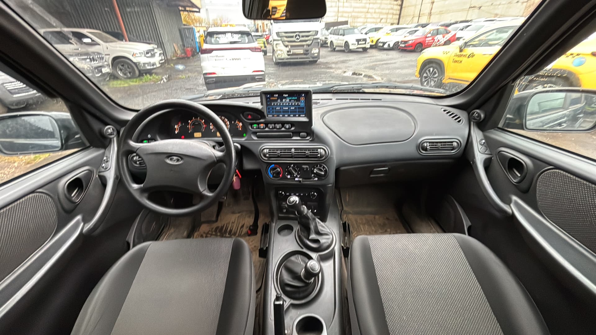 Lada Niva Travel - 4
