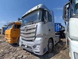 Foton AUMAN 4x2 Седельный тягач - 1