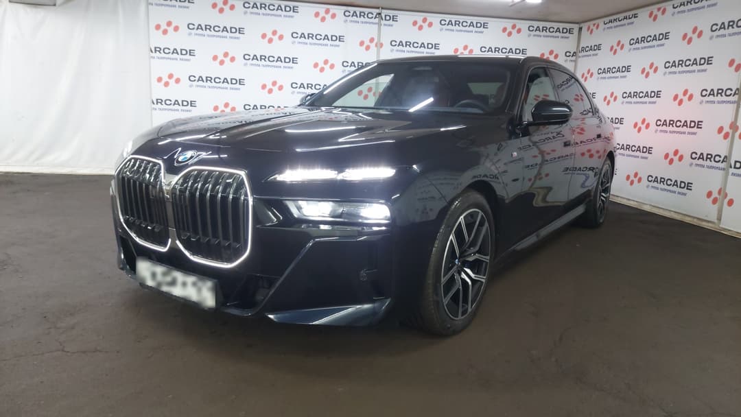 BMW 7 серия - 1
