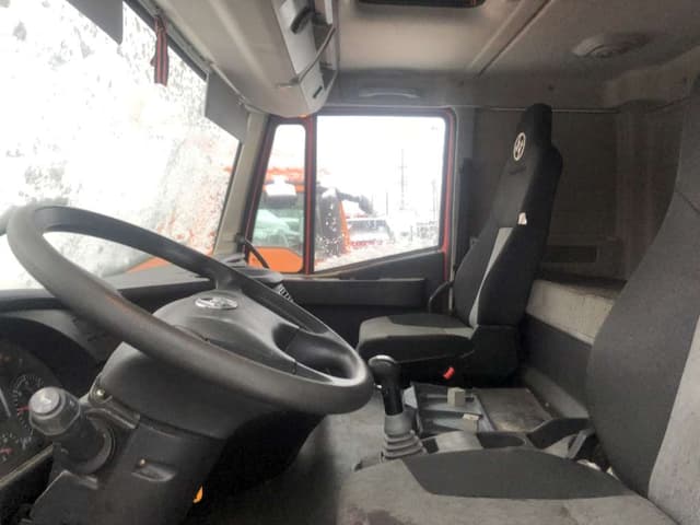 Hongyan 908 8x4 Самосвал - 6
