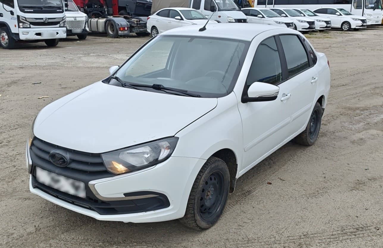 Lada Granta седан - 1
