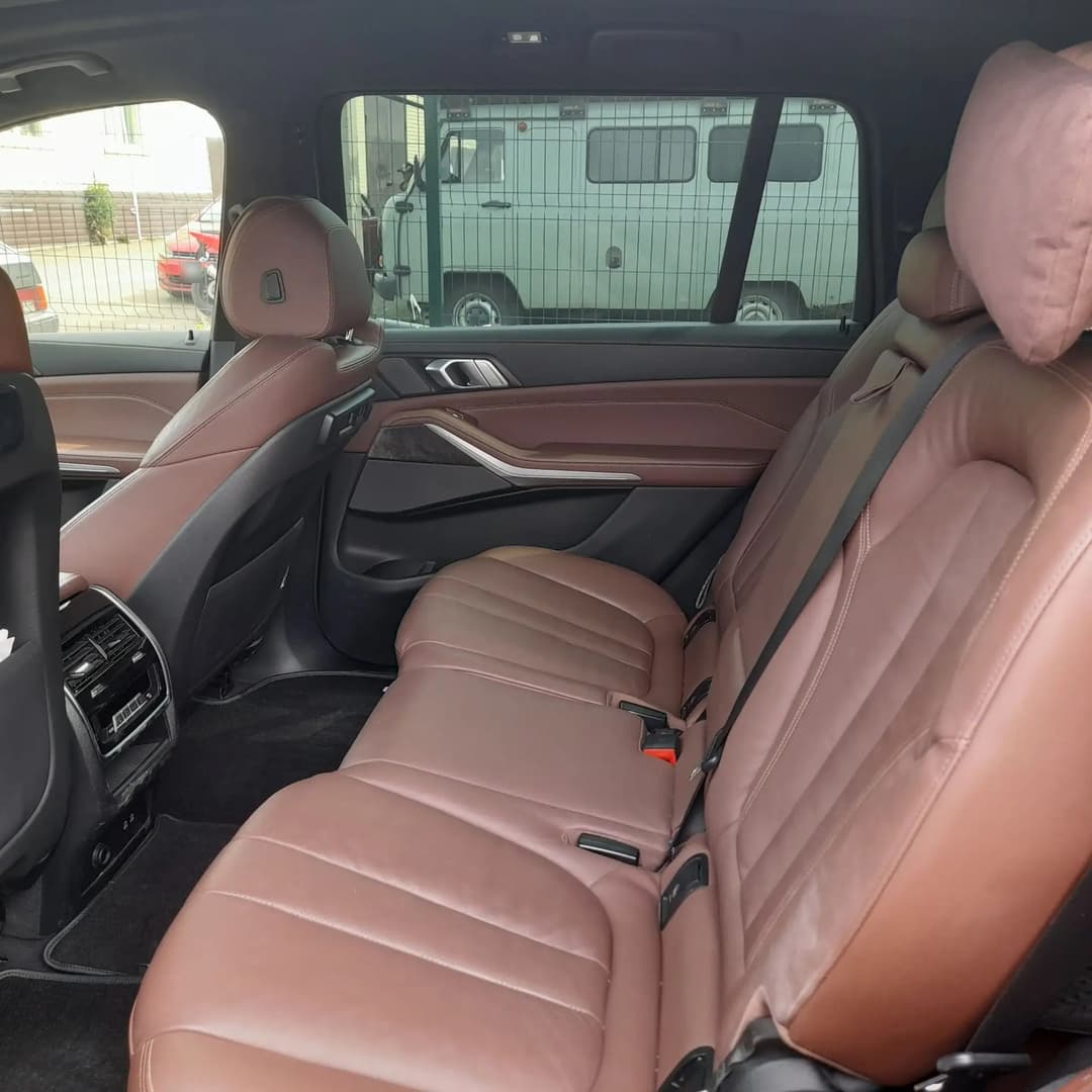 BMW X7 - 9