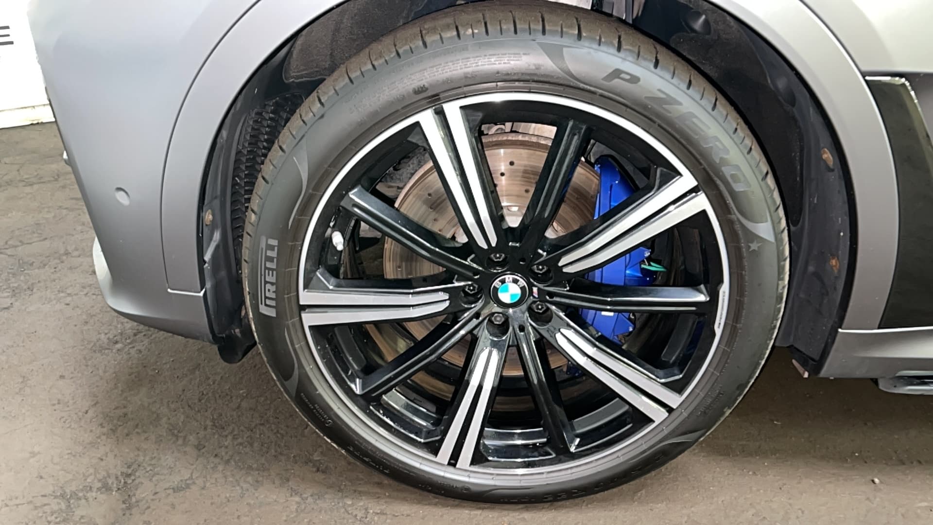 BMW X7 - 10