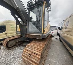 Volvo EC 220 Экскаватор - 1
