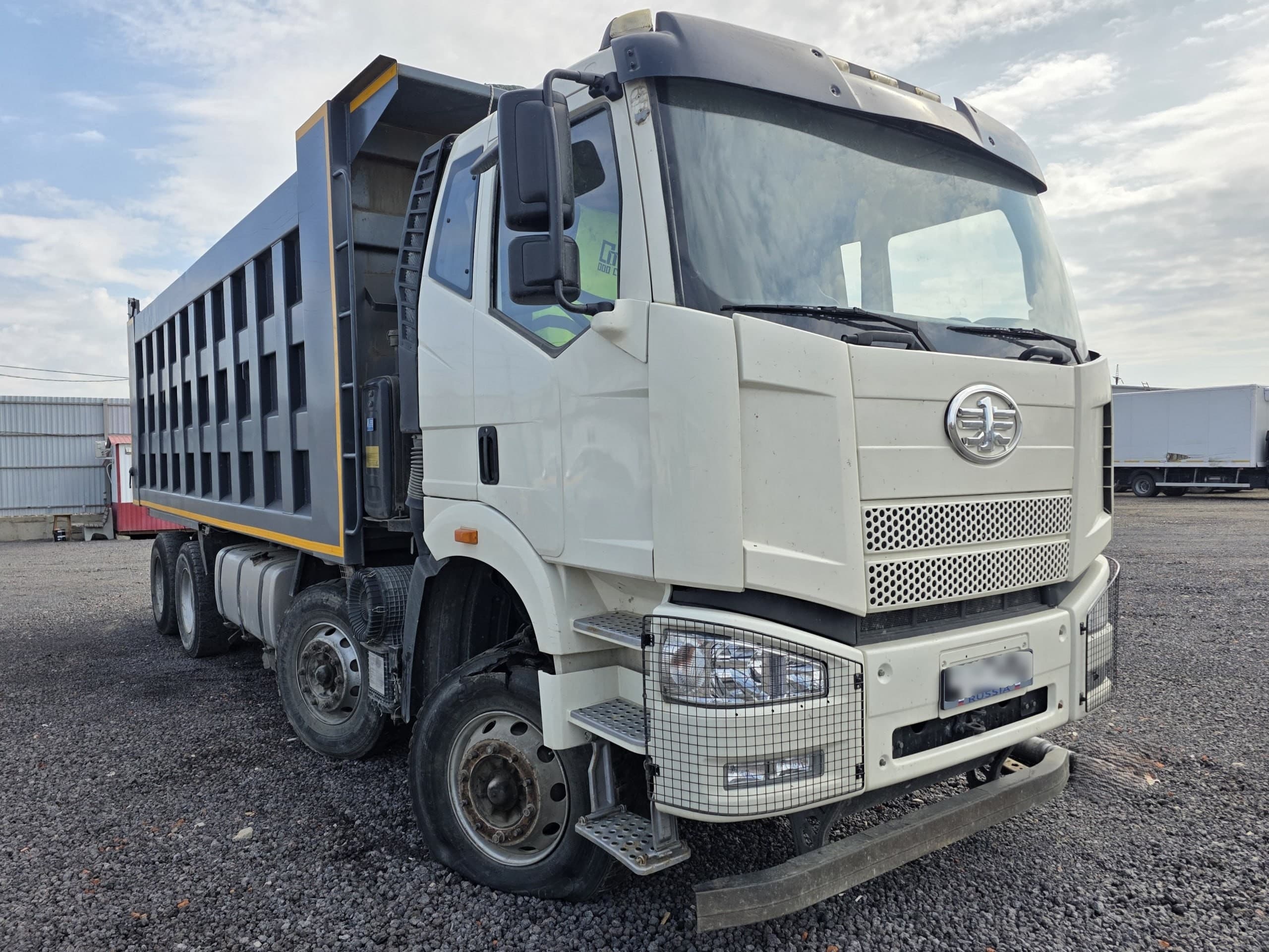 FAW J6 8x4 Самосвал - 2