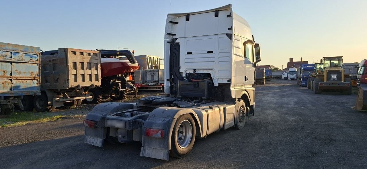 MAN TGX 4X2 Седельный тягач - 3