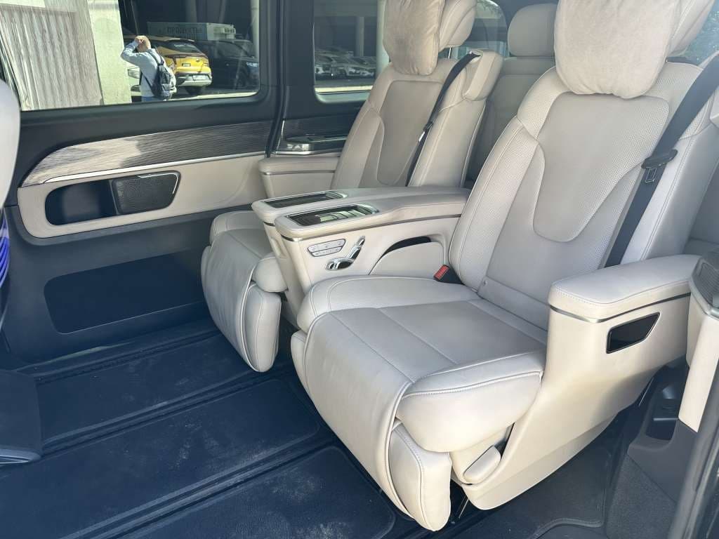 Mercedes-Benz V - 9