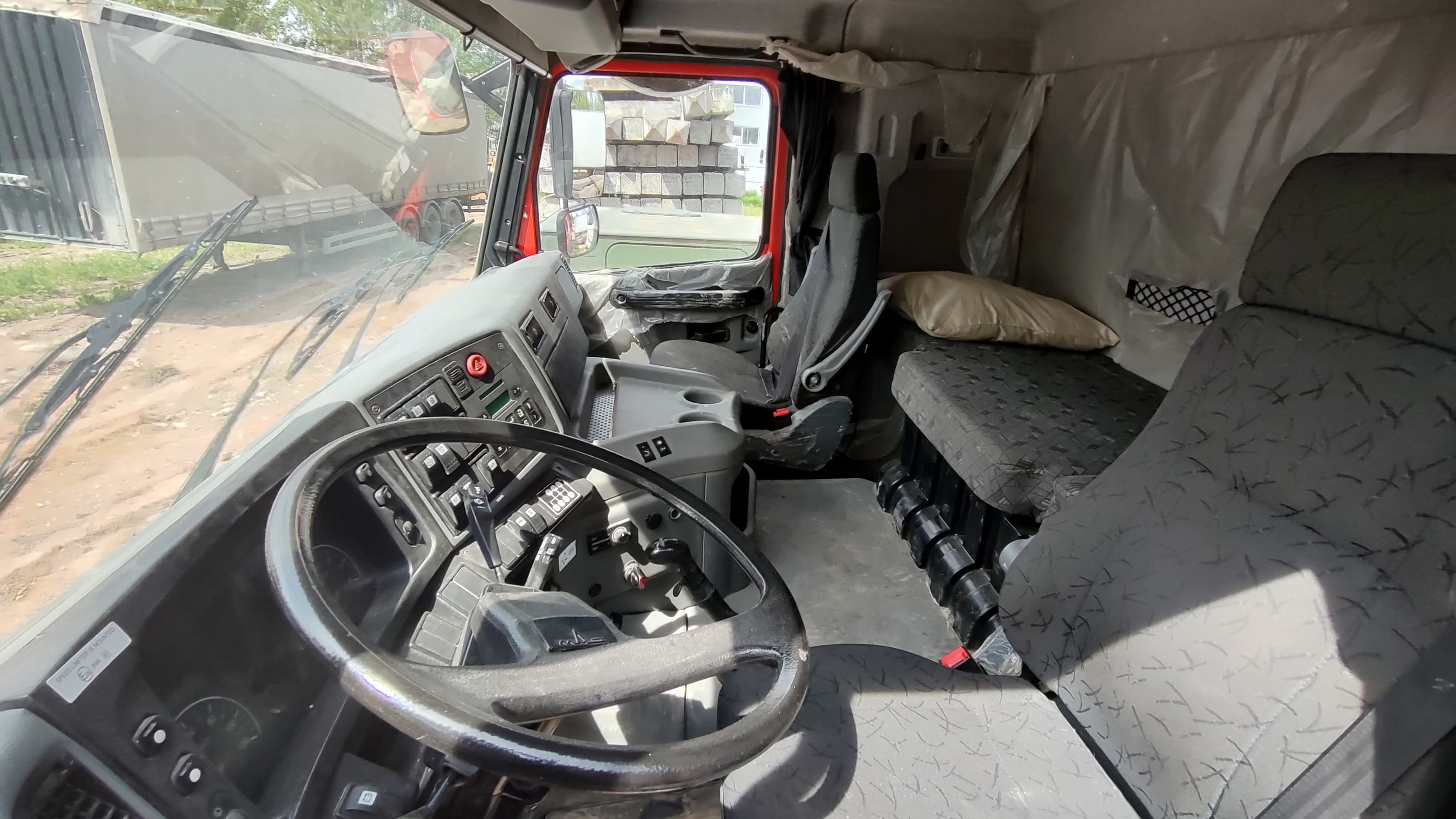 МАЗ 6501* 6x4 Самосвал - 5
