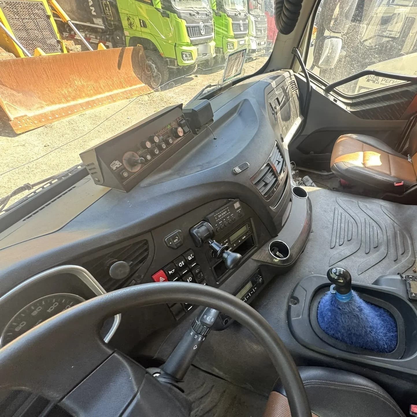 FAW J6* 6x4 Самосвал - 5