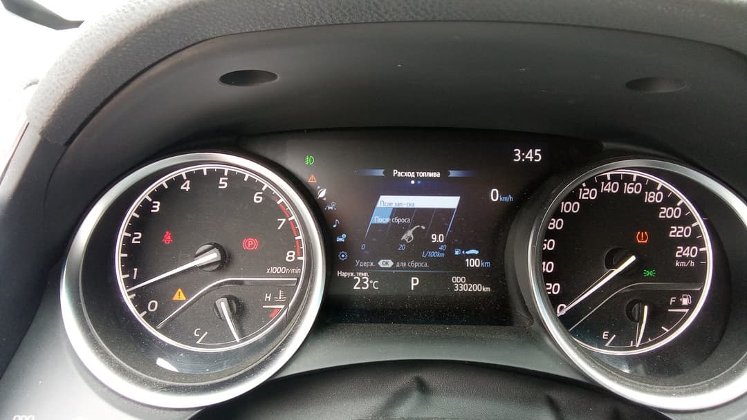 Toyota CAMRY - 7