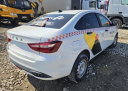 Lada Vesta седан - 3
