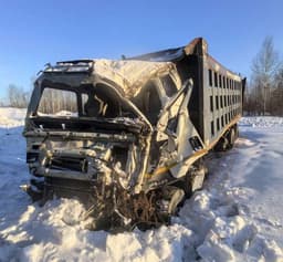 FAW J6 8x4 Самосвал - 1