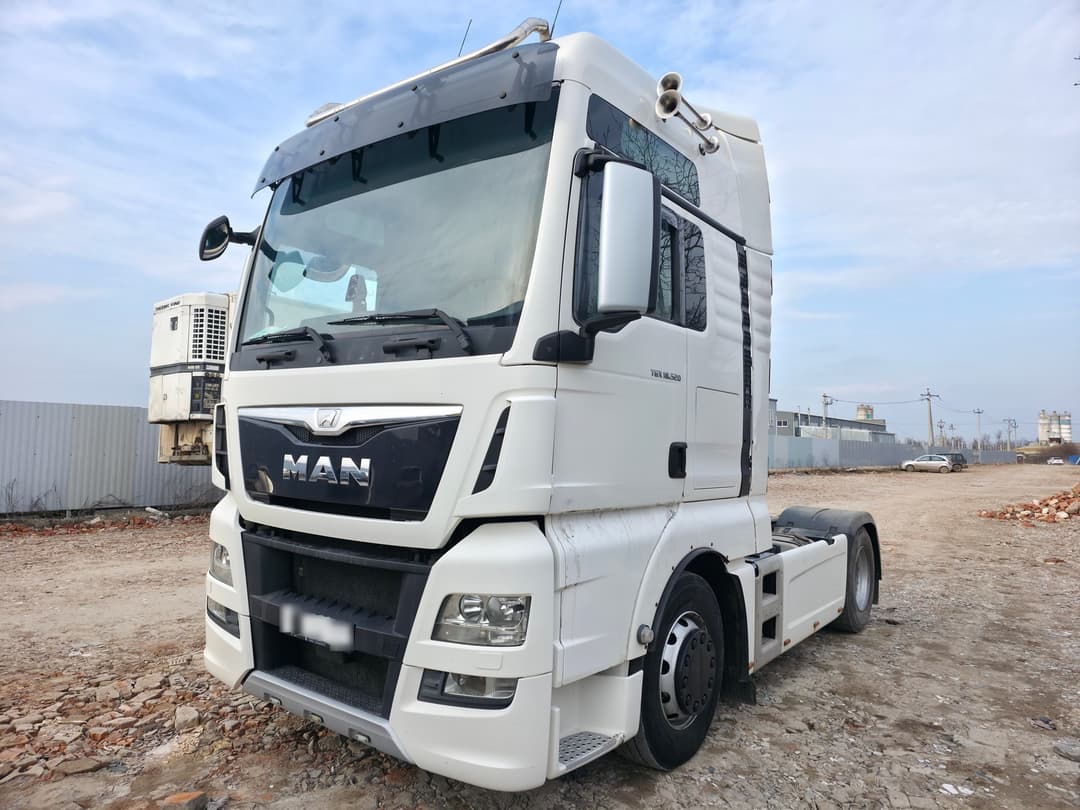 MAN TGX 4X2 Седельный тягач - 1