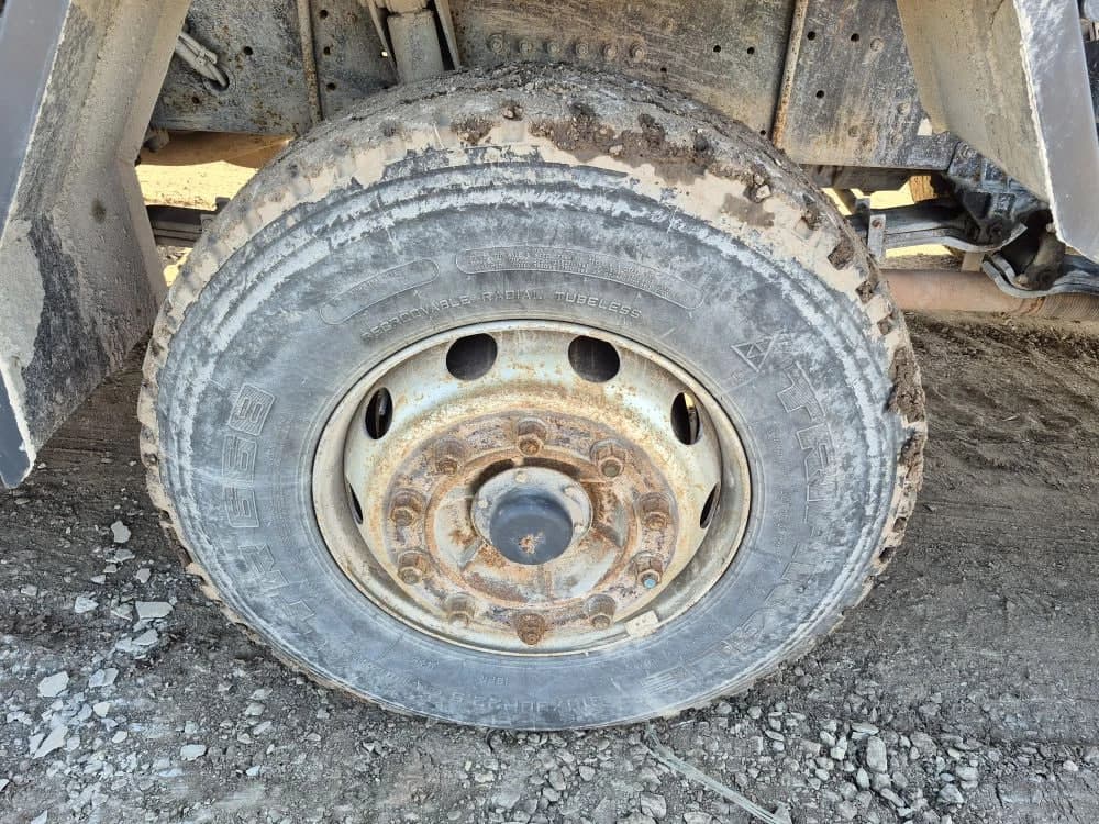 Dongfeng KC 8x4 Самосвал - 10