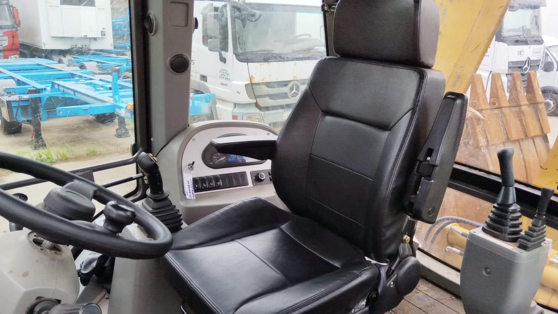 Leist Gross 788 Экскаватор-погрузчик - 5