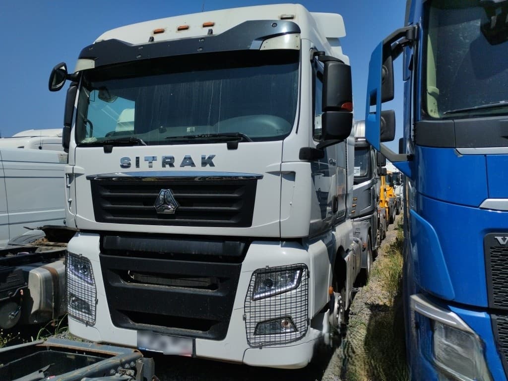 Sitrak C7H 4x2 Седельный тягач - 1
