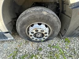 FAW J7 4x2 Седельный тягач - 9