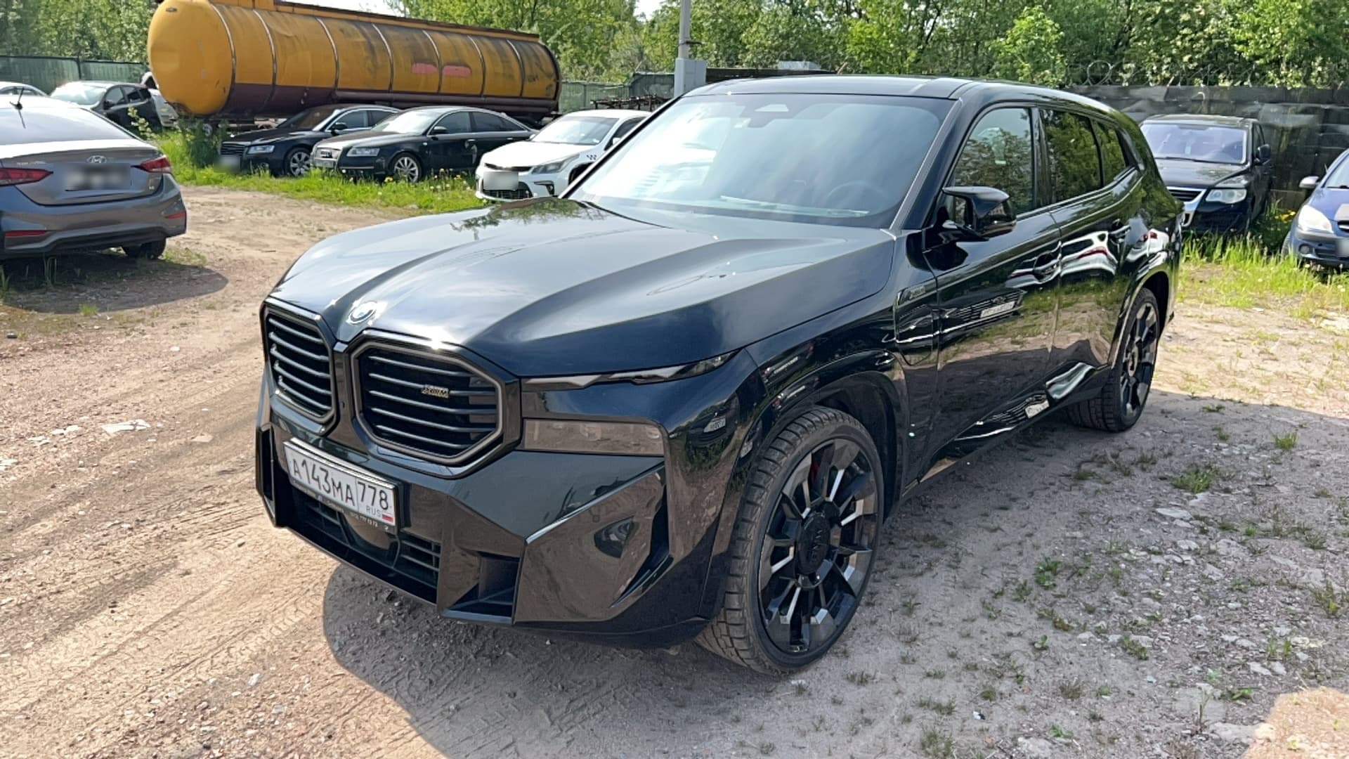 BMW XM - 1