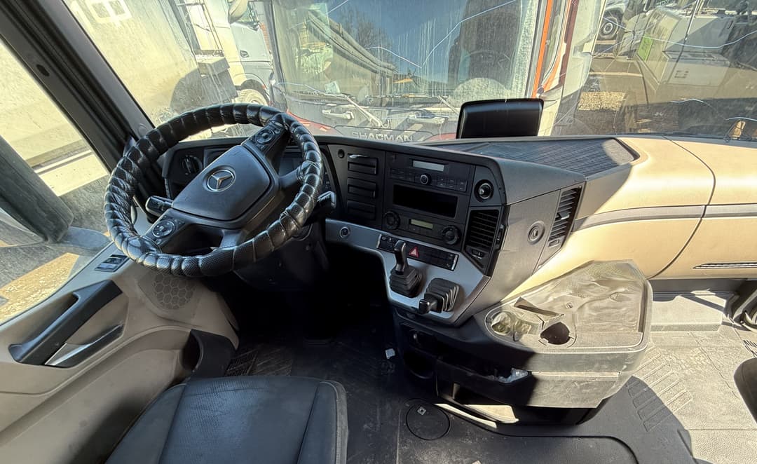 Mercedes-Benz Actros 6x4 Седельный тягач - 2
