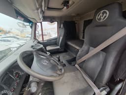 Hongyan 908 8x4 Самосвал - 6